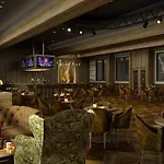 Concorde Luxury & Casino Convention Hotel Vokolidha
