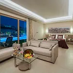 Concorde Luxury & Casino Convention 5* Vokolidha