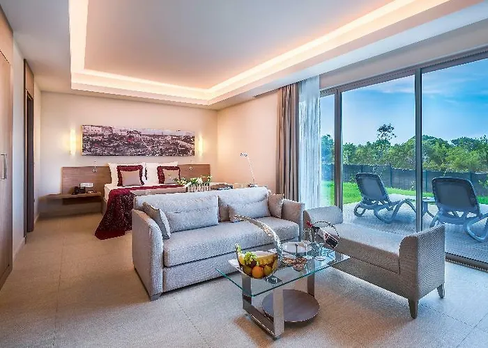 Concorde Luxury & Casino Convention 5* Vokolidha