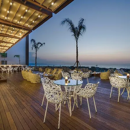 Concorde Luxury & Casino Convention 5* Vokolidha