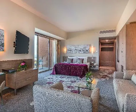 Concorde Luxury & Casino Convention Vokolidha