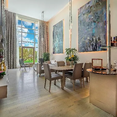 Hotel Concorde Luxury & Casino Convention 5*