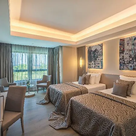 Concorde Luxury & Casino Convention 5*