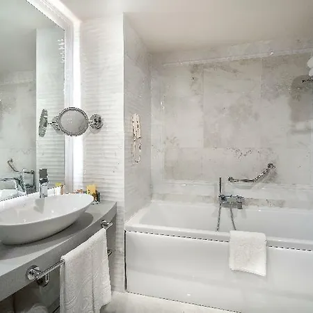 Hotel Concorde Luxury & Casino Convention Vokolidha