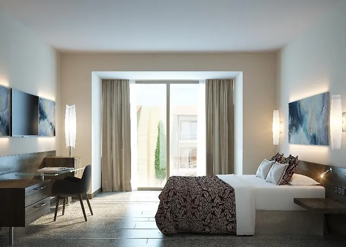 Concorde Luxury & Casino Convention 5* Vokolidha