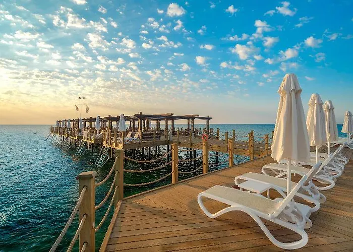 Отель Concorde Luxury & Casino Convention 5*