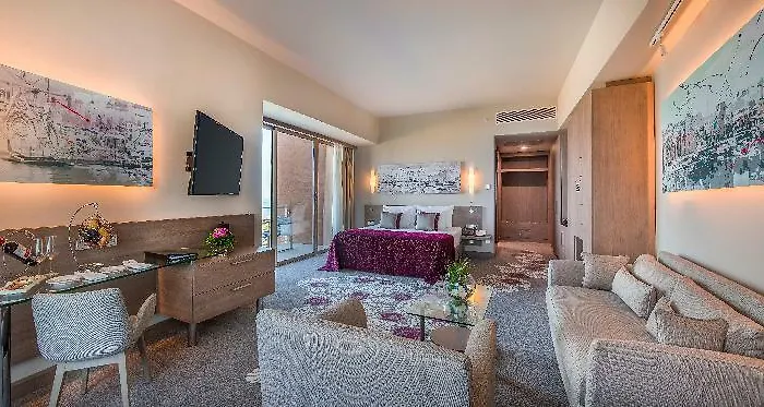 Concorde Luxury & Casino Convention Vokolidha