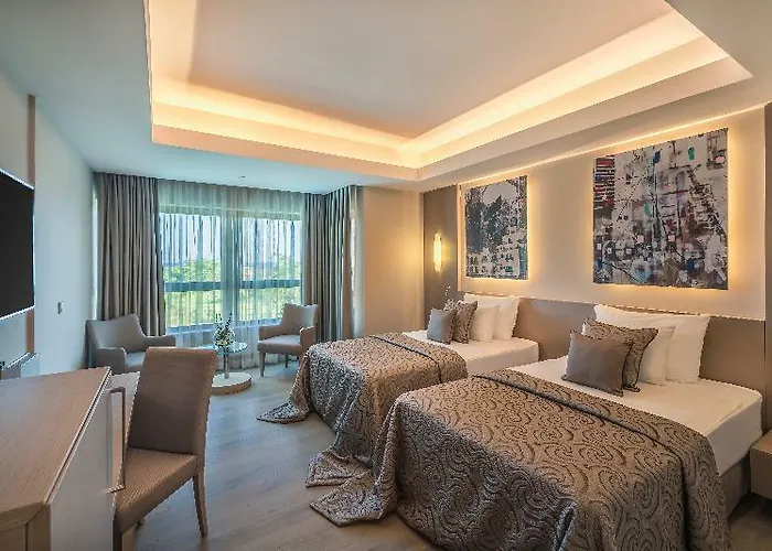 Concorde Luxury & Casino Convention 5*